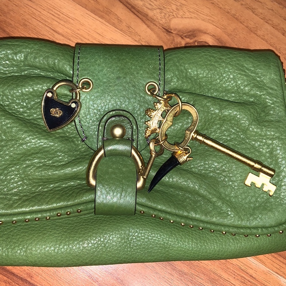 NWT Original Juicy Couture Leather Clutch with Charms - Picture 2 of 9